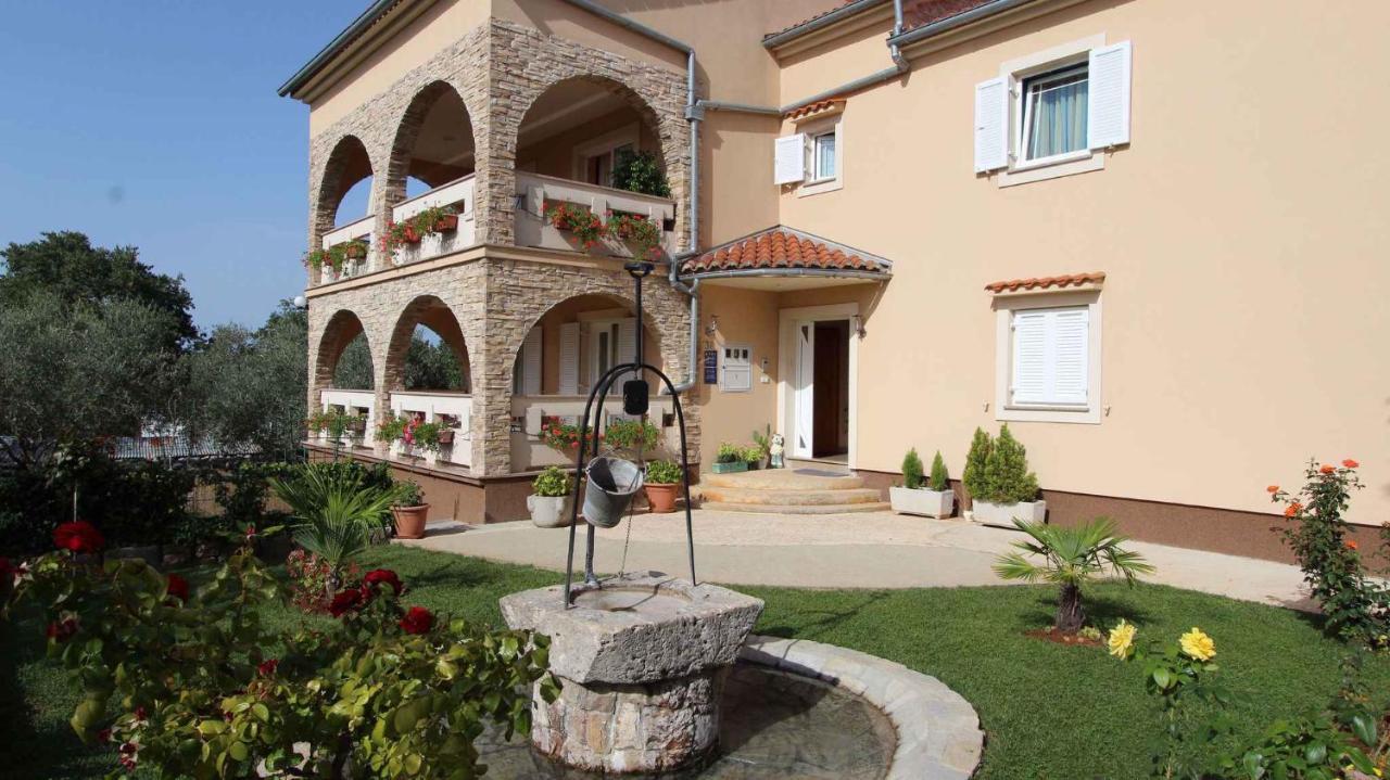 Malinska Apartment 1 Sveti Anton  Zewnętrze zdjęcie